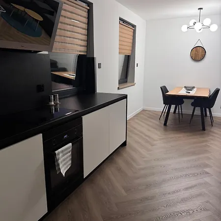 Nest - Free Parking Apartment